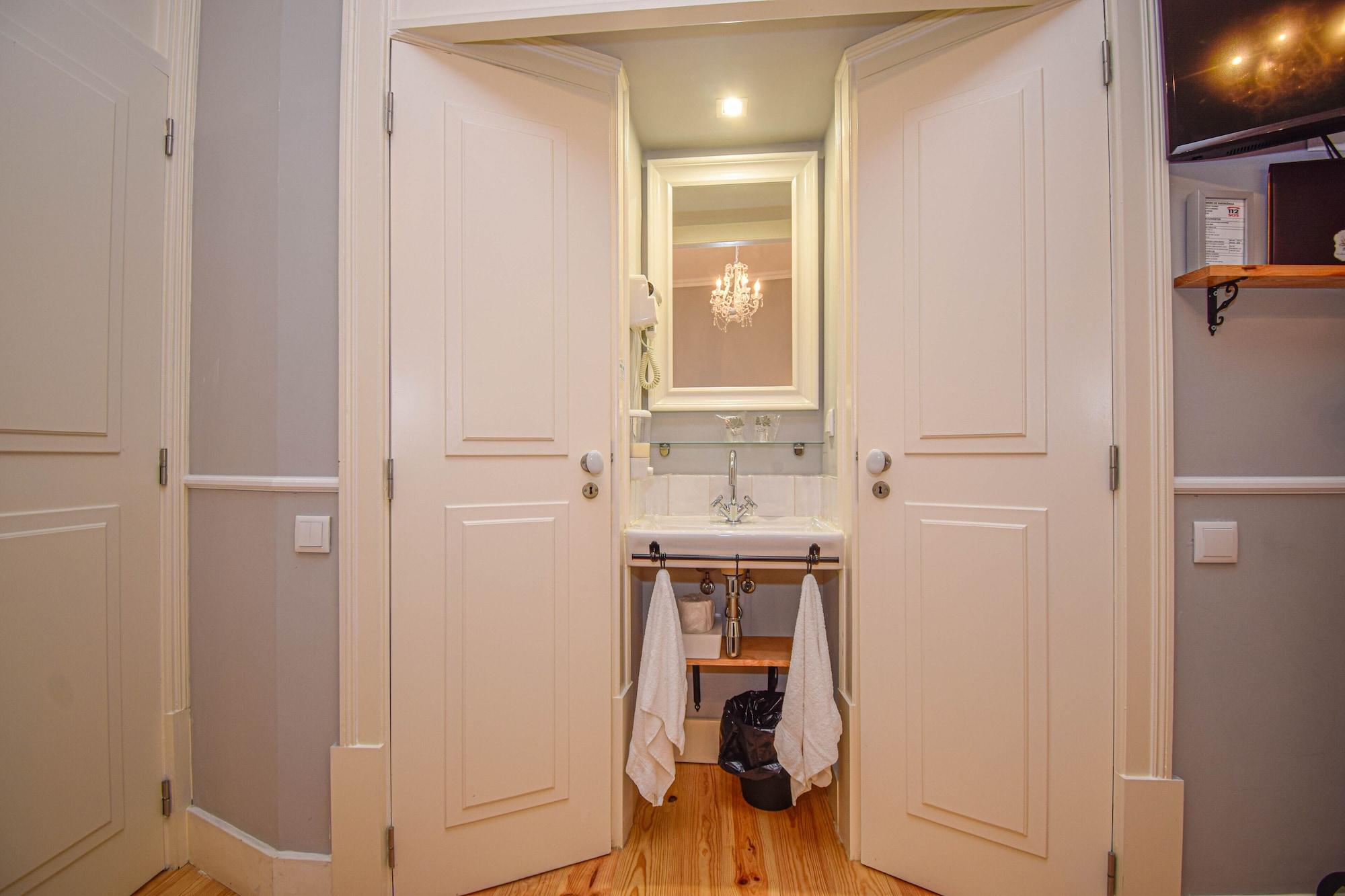 B In B Lisbon Downtown Suites Екстер'єр фото