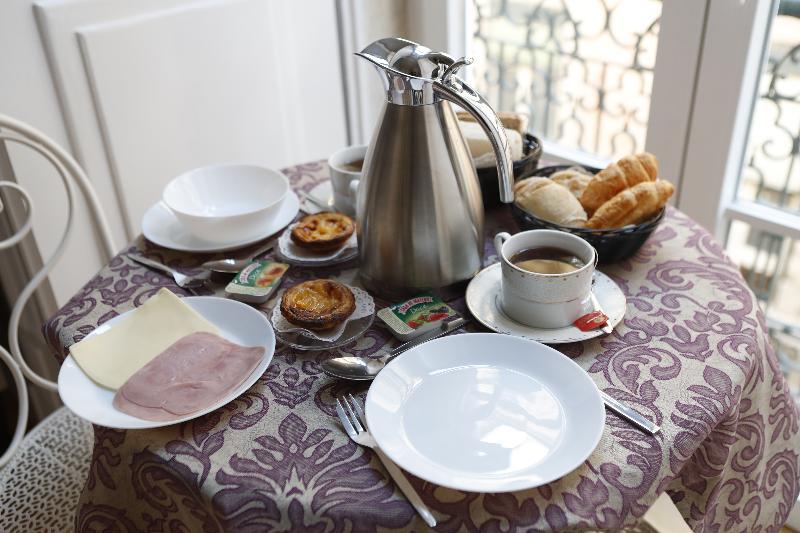 B In B Lisbon Downtown Suites Екстер'єр фото