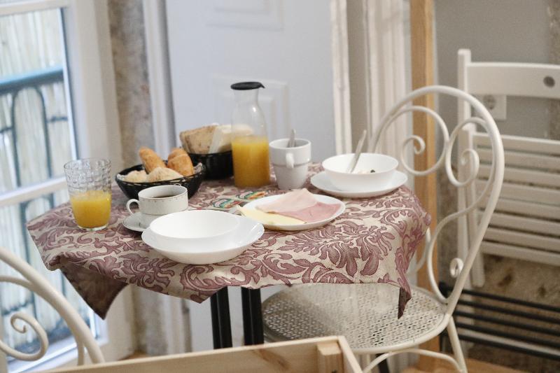 B In B Lisbon Downtown Suites Екстер'єр фото