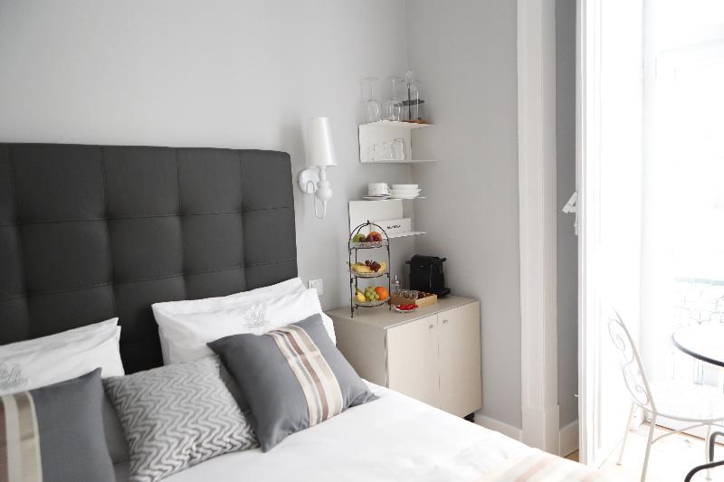 B In B Lisbon Downtown Suites Екстер'єр фото