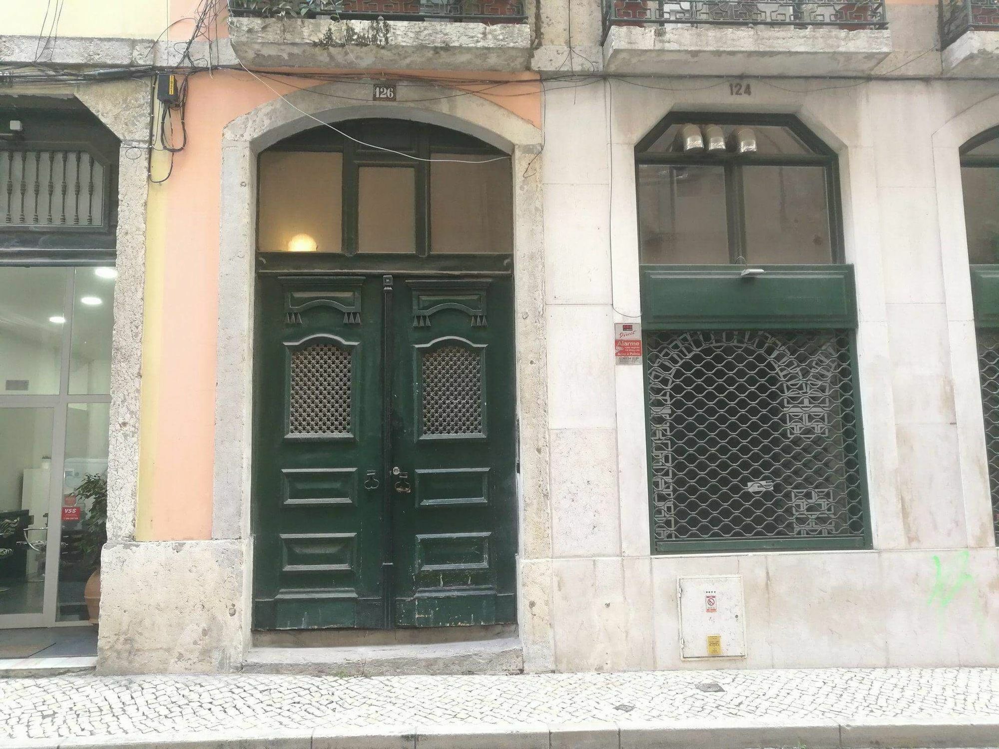 B In B Lisbon Downtown Suites Екстер'єр фото